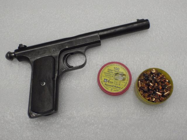FN Herstal Pistolet  lapin  vendre d'occasion sur 18bis.ch