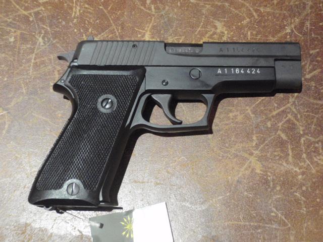 SIG P220 (P75)  vendre d'occasion sur 18bis.ch