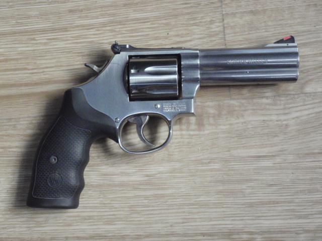 Smith & Wesson 686-6  vendre d'occasion sur 18bis.ch