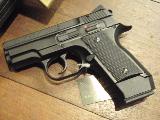 CZ - Ceska Zbrojovka 2075 RAMI 690.00 à vendre d'occasion sur 18bis.ch CZ - Ceska Zbrojovka 2075 RAMI 690.00 à vendre d'occasion sur 18bis.ch