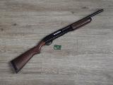 Remington Arms Company, Inc. 870 Wingmaster Le classique fusil � pompe Remington 870, version l�g�re (Wingmaster), crosse en bois, robuste et...