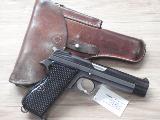 SIG P210 P210, simple action, verrou du magasin au talon de la crosse, organes de vise fixes, arme...