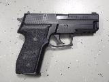 Sig Sauer P-228 950.00  vendre d'occasion sur 18bis.ch