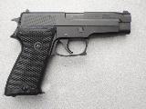 Sig Sauer P220 595.00 à vendre d'occasion sur 18bis.ch Sig Sauer P220 595.00 à vendre d'occasion sur 18bis.ch