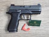 Sig Sauer P320 SIG SAUER P320 X-Series, arme tr�s peu utilis�e, compl�te (voir photos), dans sa bo�te...