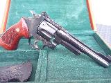 Smith & Wesson 27-6 800.00 à vendre d'occasion sur 18bis.ch Smith & Wesson 27-6 800.00 à vendre d'occasion sur 18bis.ch