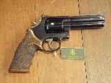 Smith & Wesson 586 700.00 à vendre d'occasion sur 18bis.ch Smith & Wesson 586 700.00 à vendre d'occasion sur 18bis.ch