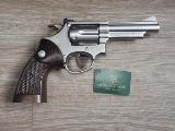 Taurus 357mag Revolver 6 coups en 357 magnum, crosse bois, vis�e...
